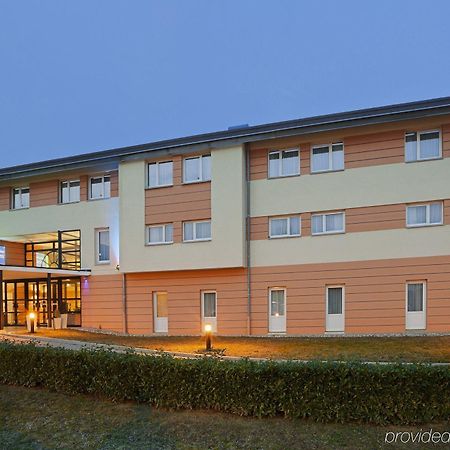 Holiday Inn Express Grenoble-Bernin Exterior photo