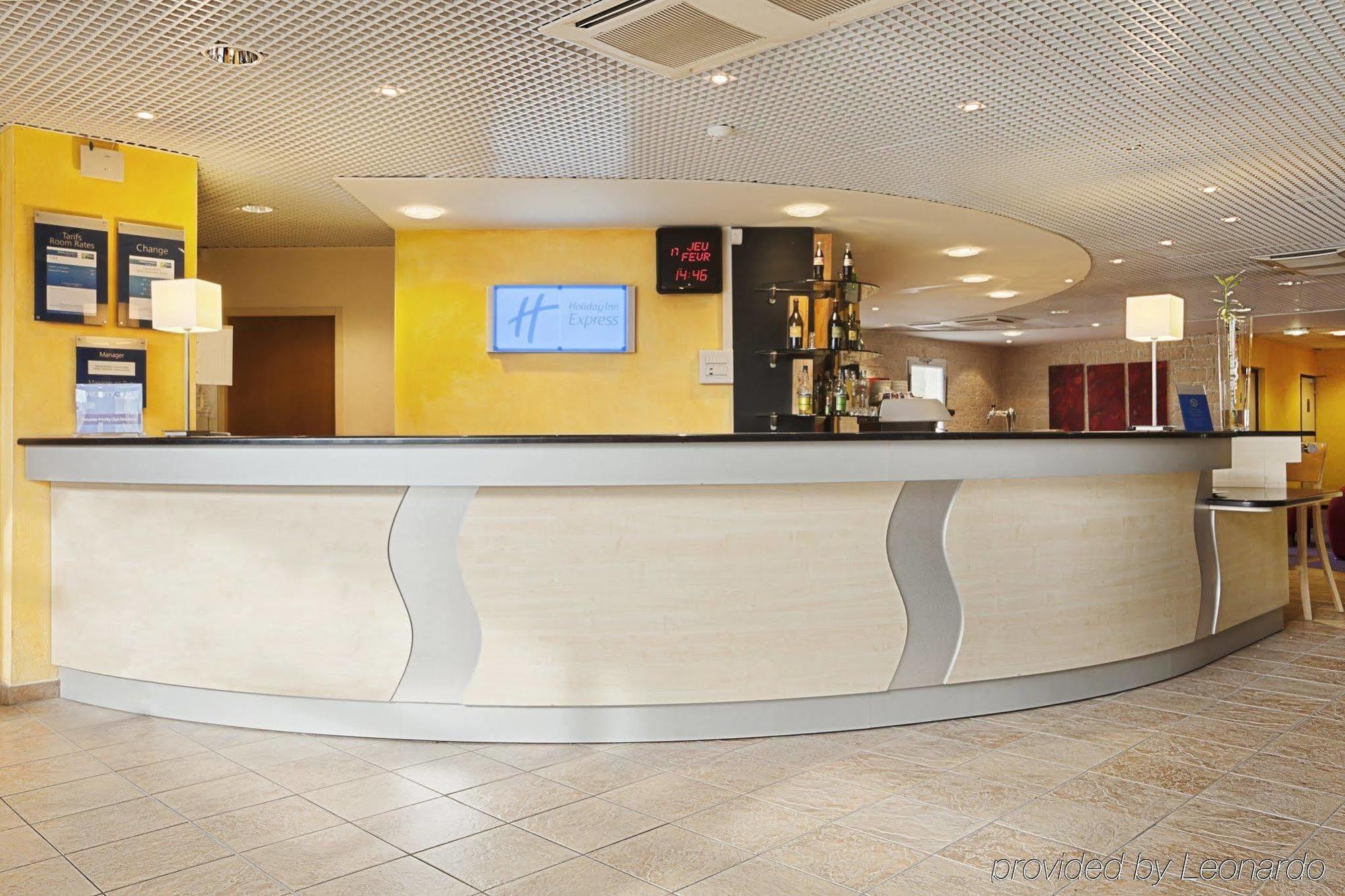 Holiday Inn Express Grenoble-Bernin Exterior photo